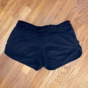 Lululemon speed up shorts 2.5”
